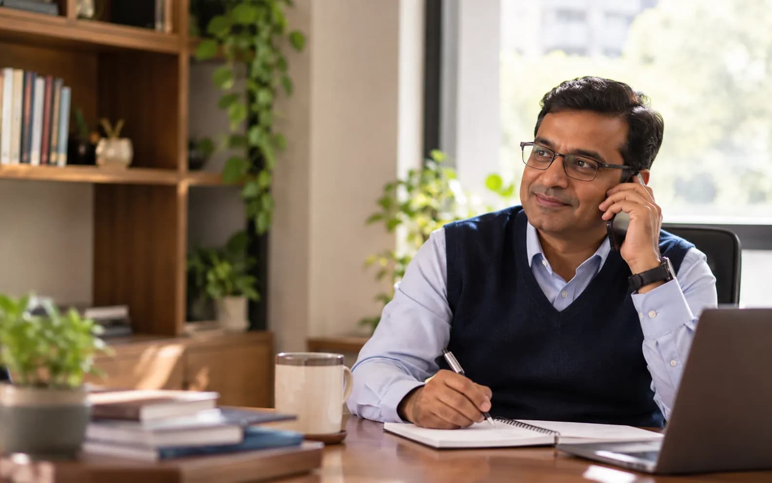 Legal Savvy legal expert on a debt settlement call with a client